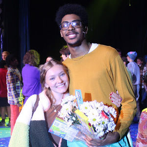 Meet your Posher, Kadence